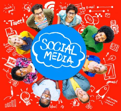 giovani e parole social media