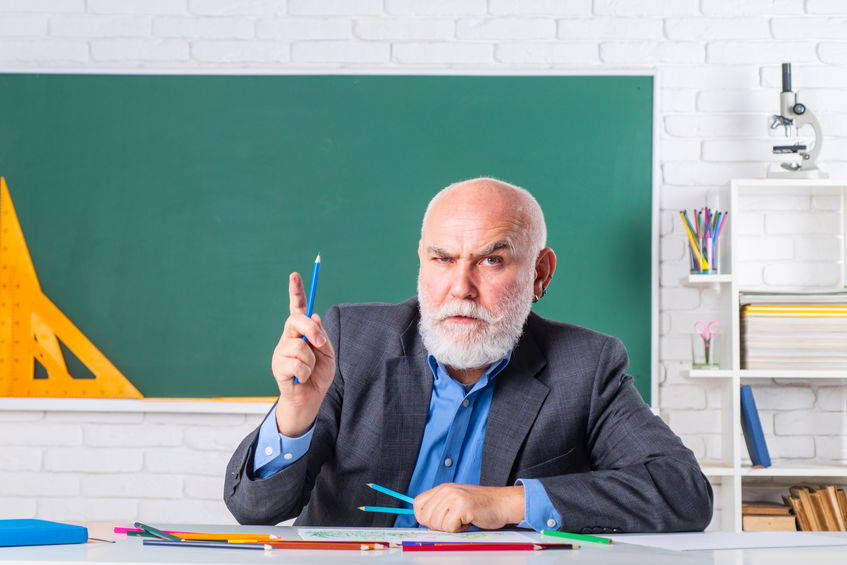 Дедушка урок. Бабуля в интернете. Уроки дедушки гаврилы, или развивающие каникулы. Басни дедушки крылова. Дедушка урок.