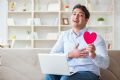 Dating: Cupido online? Occhio alla privacy